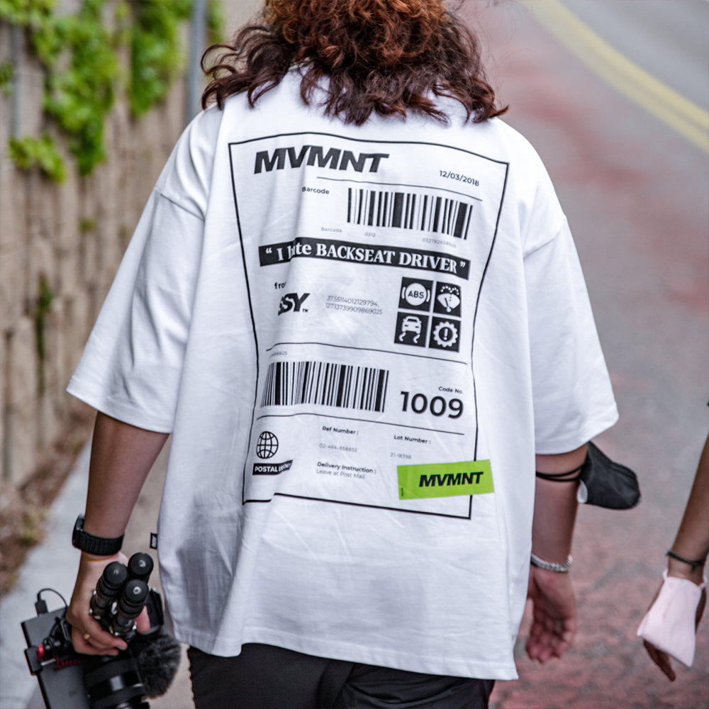 [MVMNT] 바코드 스티커 어디서도 볼수 없는 레알 오버핏 반팔 티셔츠